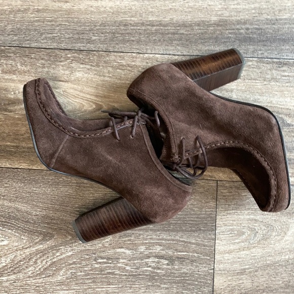 Lauren Ralph Lauren Brown Chunky Heel Bootie Sz 7 - Picture 5 of 10